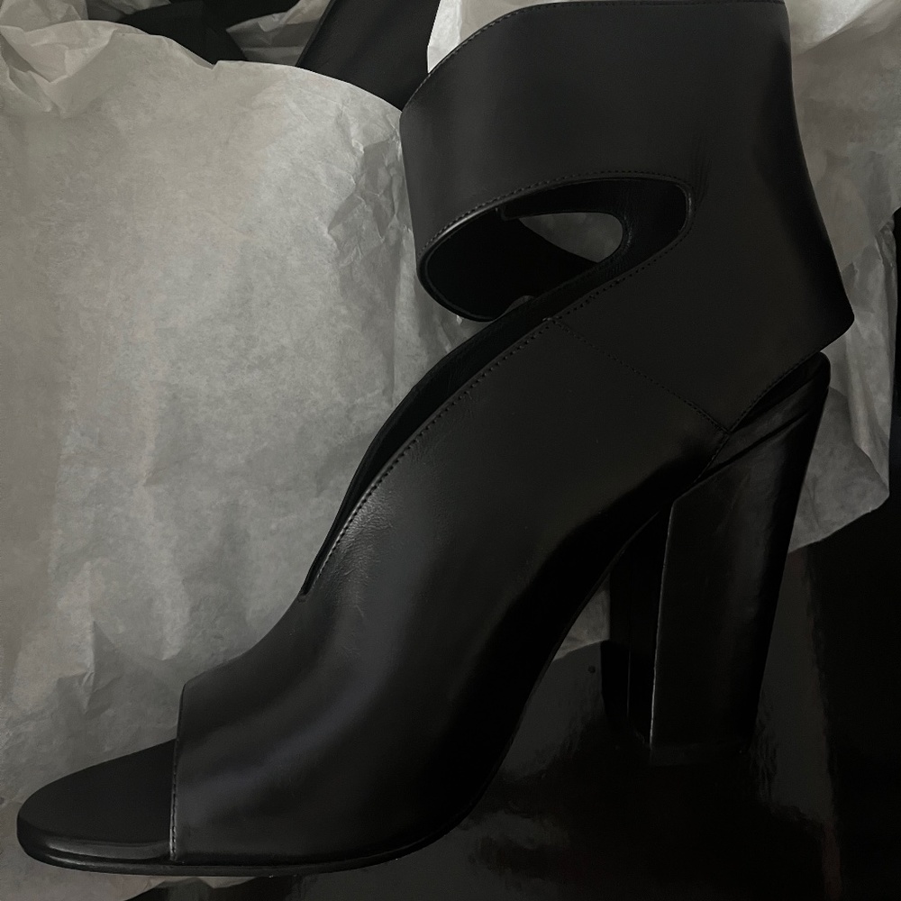 Designers Shoes